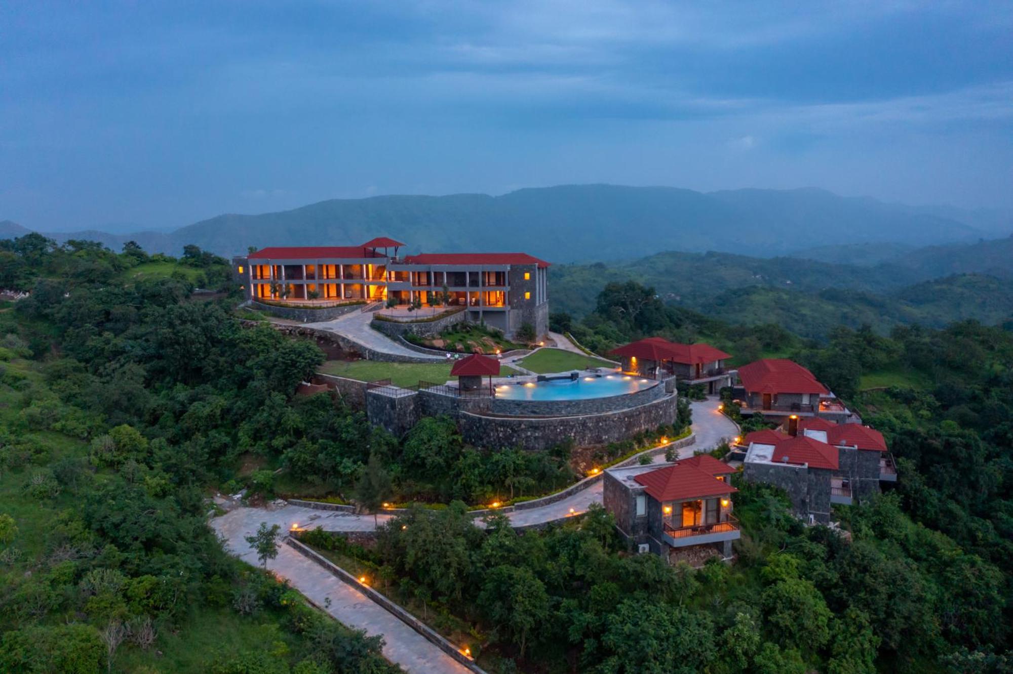 มาฮัว พาฆะ รีสอร์ต Hotel คัมบาลกาห์ ภายนอก รูปภาพ