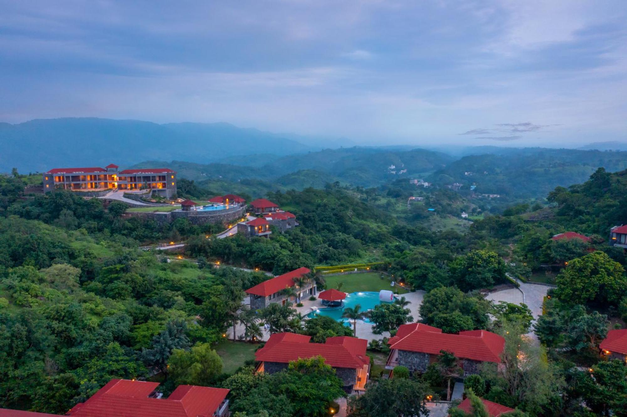 มาฮัว พาฆะ รีสอร์ต Hotel คัมบาลกาห์ ภายนอก รูปภาพ
